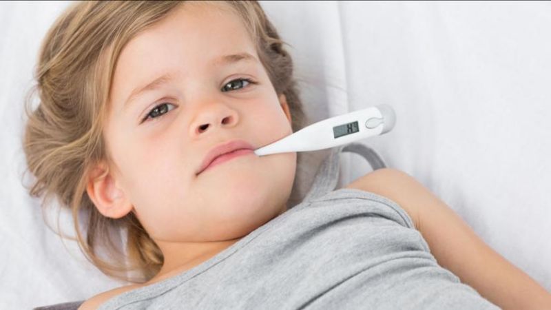 Votre enfant a de la fièvre : que faire avant d'appeler le médecin ?