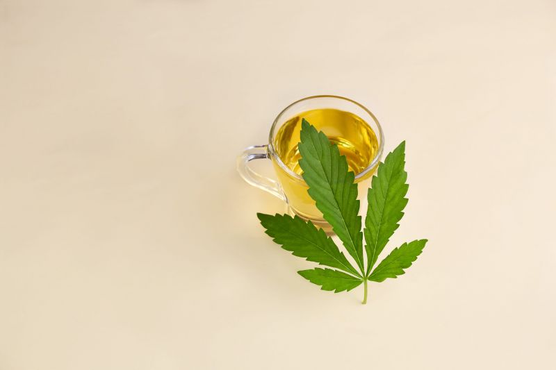 Comment préparer un thé au THCA à la maison ?